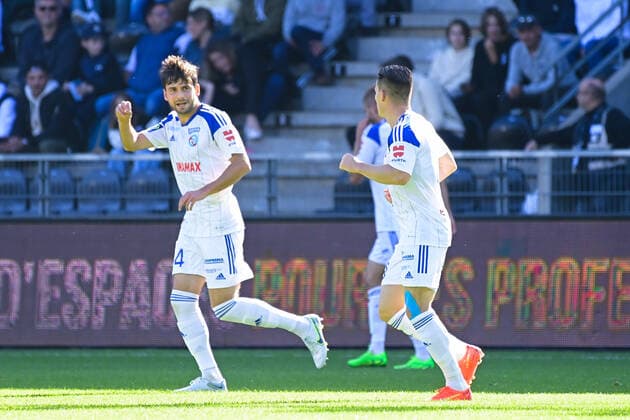 Attitude - Joie de Kevin Gameiro ( 9 - Strasbourg ) - PRCIC Sanjin ( 14 - Strasbourg ) - FOOTBALL : Angers vs Strasbourg - Ligue 1 - 09 10 2022 FedericoPestellini Panoramic 