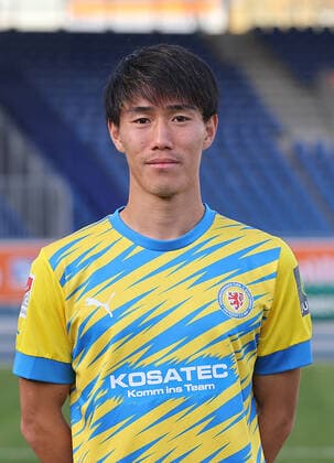 Keita Endo (Eintracht Braunschweig 21) ; Eintracht Braunschweig; 2.BL, Portraettermin 2022 2023
