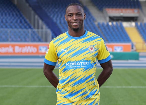 Anthony Ujah ; Eintracht Braunschweig; 2.BL, Portraettermin 2022 2023