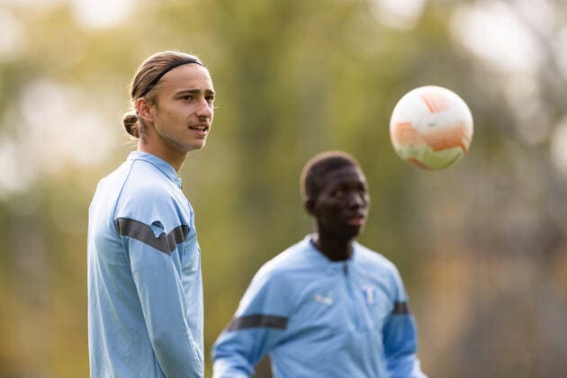 221012 Elison Makolli during a training session with Malmö FF on October 12, 2022 in Malmö. Photo: Petter Arvidson BILDBYRAN kod PA PA0413 fotboll football soccer fotball uefa europa league träning practice training malmö ff bbeng Copyright: PETTERxARVIDSON BB221012PA006