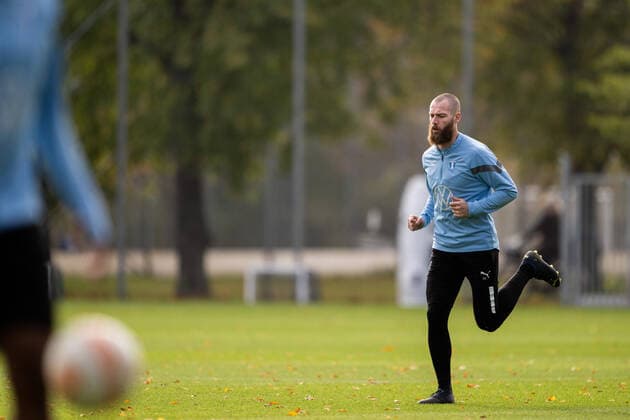 221012 Jo Inge Berget during a training session with Malmö FF on October 12, 2022 in Malmö. Photo: Petter Arvidson BILDBYRAN kod PA PA0413 fotboll football soccer fotball uefa europa league träning practice training malmö ff bbeng Copyright: PETTERxARVIDSON BB221012PA019