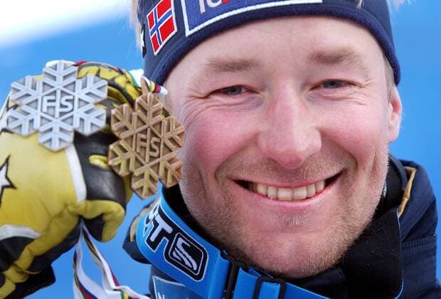 ST MORITZ 20030208 Det blev norskt VM-silver genom Kjetil Andre Aamodt da herrarnas störtlopp avgjordes i St Moritz lördagen den 8:e februari 2003. Silvret blir Aamodts 19:e mästerskapsmedalj och andra medalj i detta VM (brons i kombinationen). ST MORITZ Schweiz x20520x *** ST MORITZ 20030208 It was Norwegian WC silver through Kjetil Andre Aamodt when the mens downhill race was decided in St Moritz on Saturday 8 February 2003 The silver is Aamodts 19th championship medal and second medal in this WC bronze in the combination ST MORITZ Switzerland x20520x  Copyright: xTorxRichardsen TTx 20520
