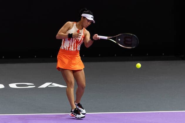 Transylvania Open: WTA, Tennis Damen 250 Tennis Damen Tournament in Cluj-Napoca, BT Arena, 8-16 October 2022 Doubles Day6: Xinyun Han in action during WTA 250 Transylvania Open, held in BT Arena, Cluj Napoca 8-16 October 2022 Medias Sibiu Copyright: xANCAxTEPEIx