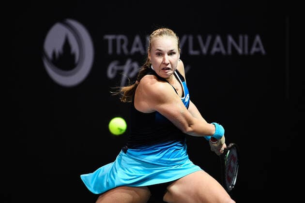 Transylvania Open: WTA, Tennis Damen 250 Tennis Damen Tournament in Cluj-Napoca, BT Arena, 8-16 October 2022 Anna Blinkova in action during her match against Anastasia Potapova , during WTA 250 Transylvania Open, held in BT Arena, Cluj Napoca 8-16 October 2022 Cluj-Napoca Cluj Copyright: xANCAxTEPEIx