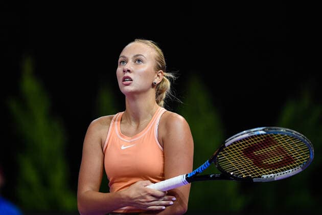 Transylvania Open: WTA, Tennis Damen 250 Tennis Damen Tournament in Cluj-Napoca, BT Arena, 8-16 October 2022 Anastasia Potapova in action during her match against Anna Blinkova , during WTA 250 Transylvania Open, held in BT Arena, Cluj Napoca 8-16 October 2022 Cluj-Napoca Cluj Copyright: xANCAxTEPEIx