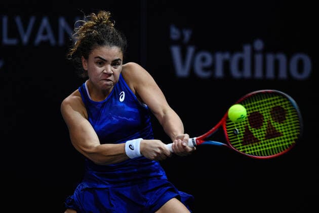Transylvania Open: WTA, Tennis Damen 250 Tennis Damen Tournament in Cluj-Napoca, BT Arena, 8-16 October 2022 Jasmine Paolini in action during her match against Xiyu Wang, during WTA 250 Transylvania Open, held in BT Arena, Cluj Napoca 8-16 October 2022 Cluj-Napoca Cluj Copyright: xANCAxTEPEIx