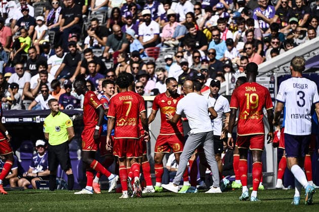 Fußball, FC Toulouse - SCO Angers But et joie Himad Abdelli (sco) FOOTBALL : Toulouse vs Angers - 11eme Journee de L1 UBEREATS - Toulouse - 16 10 2022 ThierryBreton Panoramic 