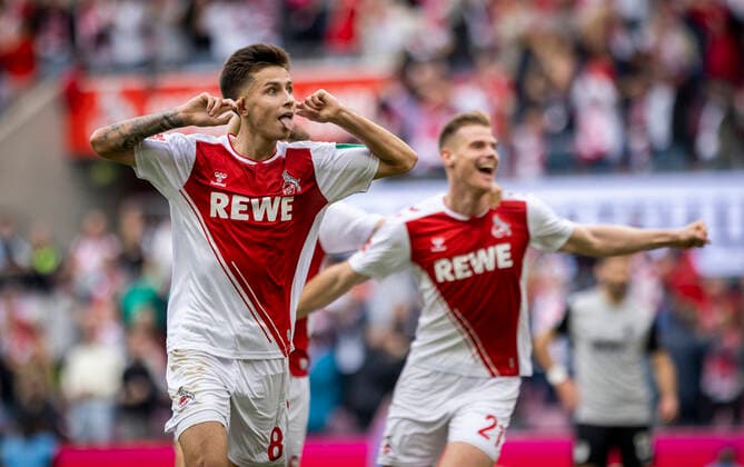 Sport Themen der Woche KW41 Köln, 16.10.2022 Torjubel: Denis Huseinbasic (Köln) 1. FC Köln - FC Augsburg Fussball; Saison 2022 23 Foto: Moritz Müller *** Cologne, 16 10 2022 goal celebration Denis Huseinbasic Cologne 1 FC Köln FC Augsburg football season 2022 23 photo Moritz Müller
