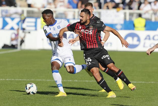 RECORD DATE NOT STATED (Auxerre) Birama Toure (Nice) Gaetan Laborde Football : Auxerre vs Nice - Ligue 1 - 16 10 2022 StephanieGrossetete Panoramic 