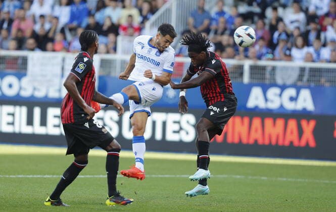 RECORD DATE NOT STATED (Auxerre) Hamza Sakhi (Nice) Kheprhen Thuram Football : Auxerre vs Nice - Ligue 1 - 16 10 2022 StephanieGrossetete Panoramic 