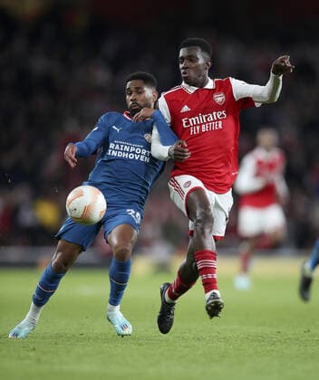 Mandatory Credit: Photo by Matt Impey Shutterstock (13481894i) Eddie Nketiah of Arsenal is challenged by Phillipp Mwene of PSV Arsenal v PSV Eindhoven, Football, UEFA Europa League, Emirates Stadium, Islington, London, UK - 20 10 2022 Editorial use only Arsenal v PSV Eindhoven, Football, UEFA Europa League, Emirates Stadium, Islington, London, UK - 20 10 2022 Editorial use only  Copyright: xMattxImpey Shutterstockx 13481894i