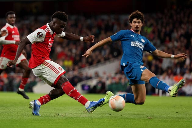 20th October 2022; Emirates Stadium, London, England; Europa League Football, Arsenal versus PSV Eindhoven; Bukayo Saka of Arsenal shoots on goal  ActionPlus12438177 ShaunxBrooks
