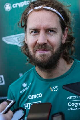 5 Sebastian Vettel (DEU, Aston Martin Aramco Cognizant F1 Team), F1 Grand Prix of USA at Circuit of The Americas on October 20, 2022 in Austin, United States of America. (Photo by HOCH ZWEI) Austin United States of America