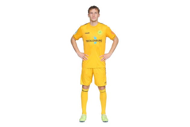 Straelen, Deutschland 22. Oktober 2022: Regionalliga West - 2022 2023 - SV Straelen - Teamshooting - Mannschaftsfoto Joep Munsters (SV Straelen) Tecklenburg Stadion Nordrhein Westfalen Copyright: xFotostandx xvanxderxVeldenx