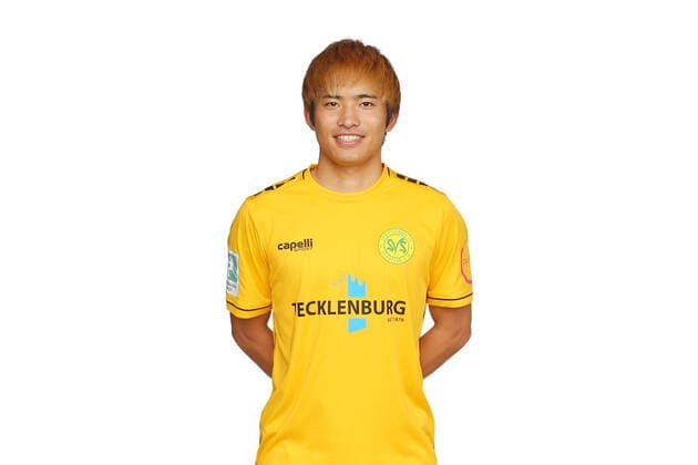 Straelen, Deutschland 22. Oktober 2022: Regionalliga West - 2022 2023 - SV Straelen - Teamshooting - Mannschaftsfoto Toshiaki Miyamoto (SV Straelen) Tecklenburg Stadion Nordrhein Westfalen Copyright: xFotostandx xvanxderxVeldenx