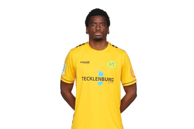 Straelen, Deutschland 22. Oktober 2022: Regionalliga West - 2022 2023 - SV Straelen - Teamshooting - Mannschaftsfoto Dacain Dacruz Baraza (SV Straelen) Tecklenburg Stadion Nordrhein Westfalen Copyright: xFotostandx xvanxderxVeldenx