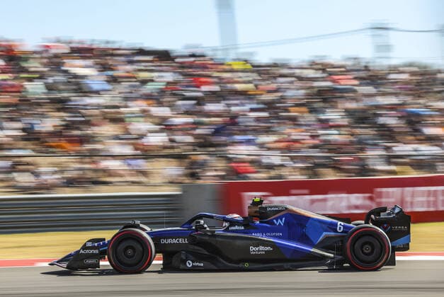 06 LATIFI Nicholas (can), Williams Racing FW44, action during the Formula 1 Aramco United States Grand Prix 2022, 19th round of the 2022 FIA Formula One World Championship, WM, Weltmeisterschaft from October 21 to 23, 2022 on the Circuit of the Americas, in Austin, Texas - F1 - UNITED STATES GRAND PRIX 2022 DPPI Panoramic  20221022_G00D6928
