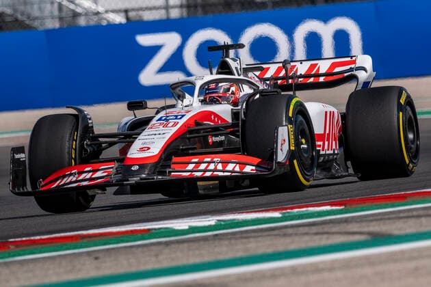 Oct 22, 2022..Kevin Magnussen 20 from the Haas F1 Team in action at the Formula 1 at Circuit of the Americas in Austin Texas. Austin USA - ZUMAc04_ 20221022_zaf_c04_137 Copyright: xRobertxBackmanx