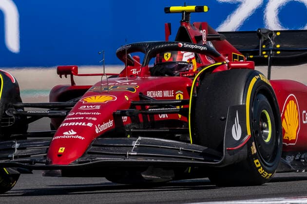 Oct 22, 2022.. Carlos Sainz 55 for the Scuderia Ferrari Racing team in action at the Formula 1 at Circuit of the Americas in Austin Texas. Austin USA - ZUMAc04_ 20221022_zaf_c04_141 Copyright: xRobertxBackmanx