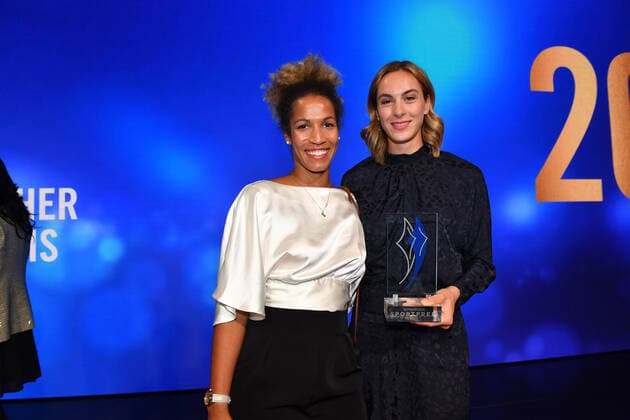 Mariama Jamanka und Alexandra Burghardt Verleihung des Bayerischen Sportpreis 2022 Ehrung, Auszeichnung, Preis BMW Welt München 22. Oktober 2022