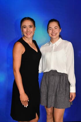 Rebekka Haase und Gina Lückenkemper Verleihung des Bayerischen Sportpreis 2022 Ehrung, Auszeichnung, Preis BMW Welt München 22. Oktober 2022