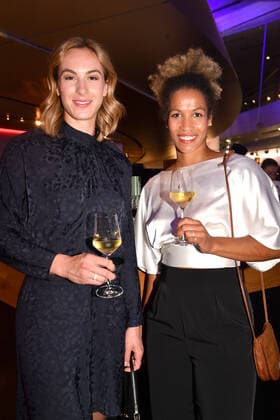 Alexandra Burghardt und Mariama Jamanka Verleihung des Bayerischen Sportpreis 2022 Ehrung, Auszeichnung, Preis BMW Welt München 22. Oktober 2022