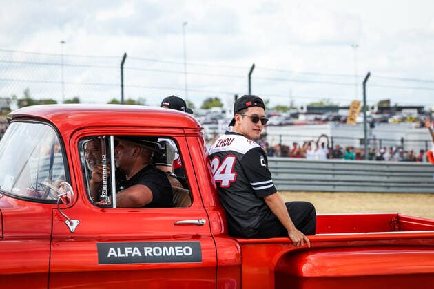 ZHOU Guanyu (chi), Alfa Romeo F1 Team ORLEN C42, portrait during the Formula 1 Aramco United States Grand Prix 2022, 19th round of the 2022 FIA Formula One World Championship, WM, Weltmeisterschaft from October 21 to 23, 2022 on the Circuit of the Americas, in Austin, Texas - F1 - UNITED STATES GRAND PRIX 2022 - RACE DPPI Panoramic  20221023_G00D8033