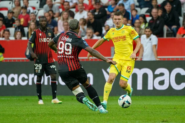 Quentin Merlin (FC Nantes) - Mario Lemina (OGC Nice) FOOTBALL : OGC Nice vs FC Nantes - Ligue 1 Uber Eats - Nice - 23 10 2022 NorbertScanella Panoramic 