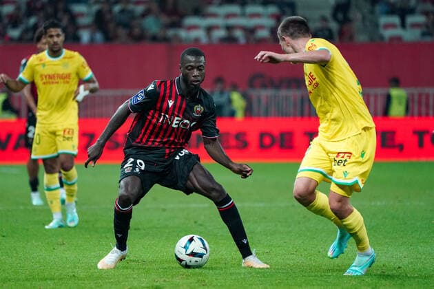 Nicolas Pepe (OGC Nice) - Quentin Merlin (FC Nantes) FOOTBALL : OGC Nice vs FC Nantes - Ligue 1 Uber Eats - Nice - 23 10 2022 NorbertScanella Panoramic 