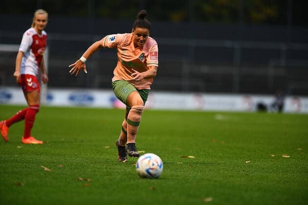 GERMANY, COLOGNE - OCTOBER 23, 2022: The match of Women Bundesliga 1.FC Koeln Frauen vs TSG 1899 Hoffenheim Frauen  Copyright: xVITALIIxKLIUIEVx