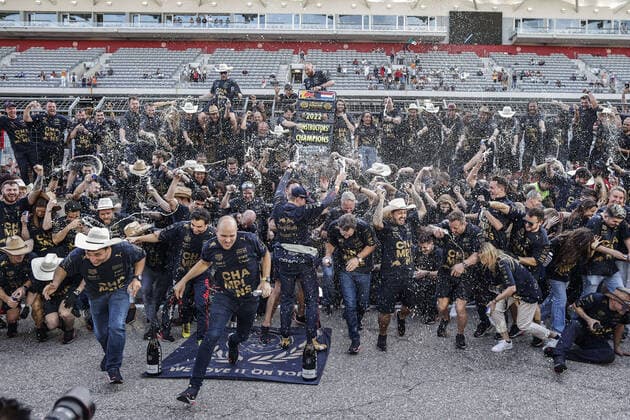 2022 Constructor Champions celebrations victory VERSTAPPEN Max (ned), Red Bull Racing RB18, portrait HORNER Christian (gbr), Team Principal of Red Bull Racing, portrait PEREZ Sergio (mex), Red Bull Racing RB18, portrait MARKO Helmut (aut), Drivers™ Manager of Red Bull Racing, portrait NEWEY Adrian (gbr), Chief Technical Officer of Red Bull Racing, portrait during the Formula 1 Aramco United States Grand Prix 2022, 19th round of the 2022 FIA Formula One World Championship, WM, Weltmeisterschaft from October 21 to 23, 2022 on the Circuit of the Americas, in Austin, Texas - F1 - UNITED STATES GRAND PRIX 2022 - RACE DPPI Panoramic  00122044__R5_9504