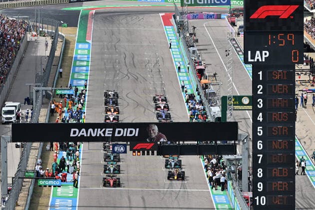 MATESCHITZ Dietrich homenage during the Formula 1 Aramco United States Grand Prix 2022, 19th round of the 2022 FIA Formula One World Championship, WM, Weltmeisterschaft from October 21 to 23, 2022 on the Circuit of the Americas, in Austin, Texas - F1 - UNITED STATES GRAND PRIX 2022 - RACE DPPI Panoramic  00122044_231022-USA-4074-PVE