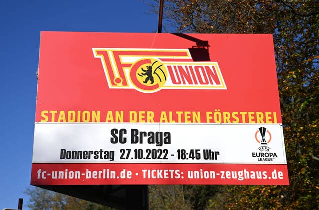 Sport Bilder des Tages Fussball, Herren, Saison 2022 2023, Europa League, 1. FC Union Berlin, Training vor der Europa-League-Partie 1. FC Union Berlin - SC Sporting Braga, im Bild: Hinweistafel für das Spiel gegen Braga, 26.10. 2022, Copyright: xMatthiasxKochx