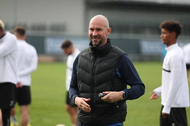 SOCCER - UEFA EL, Sturm vs Feyenoord GRAZ,AUSTRIA,26.OCT.22 - SOCCER - UEFA Europa League, group stage, SK Sturm Graz vs Feyenoord Rotterdam, preview, training Sturm. Image shows head coach Christian Ilzer (Sturm).  GEPAxpictures xChrisxBauer