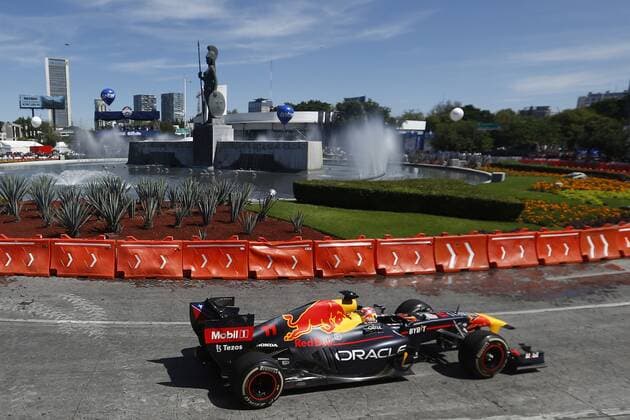 _F1_2022_SHOW_RUN_GDL_PEREZ Sergio Perez of Mexico N-11 Oracle Red Bull Racing RB18 during the Red Bull Show Run GDL 2022 prior to the Formula 1 Grand Prix of Mexico 2022, at La Minerva, on October 25, 2022. <br><br> Sergio Perez of Mexico N-11 Oracle Red Bull Racing RB18 durante el Red Bull Show Run GDL 2022 previo al Gran Premio de Mexico de la Formula 1 2022, en la Minerva, el 25 de Octubre de 2022. GUADALAJARA JALISCO MEXICO  Copyright: xEdgarxQuintanax 20221025145034_F1_2022_SHOW_RUN_GDL_PEREZ11