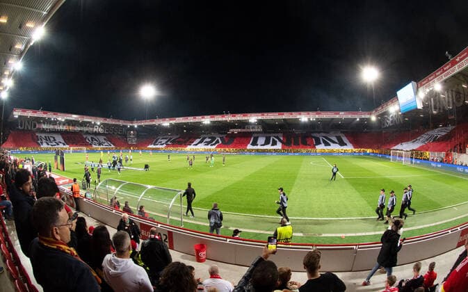 Fussball, Herren, Saison 2022 2023, Europa League (Gruppenphase, Gruppe D, 5. Spieltag), 1. FC Union Berlin - SC Braga, Fans von Union mit Choreografie, 27.10. 2022, Copyright: xSebastianxRäppold MatthiasxKochx