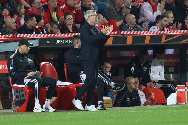 DEU, Europa League, 1.FC Union vs. SC Braga, 27.10.2022, Stadion Alte Foersterei, Berlin, DEU, Europa League, 1.FC Union vs. SC Braga, im Bild: Cheftrainer (Head Coach) Urs Fischer(1.FC Union Berlin) DFL - regulations prohibit any use of Photographs as image sequences and or quasi-video Foto: Juergen Engler nordphoto GmbH