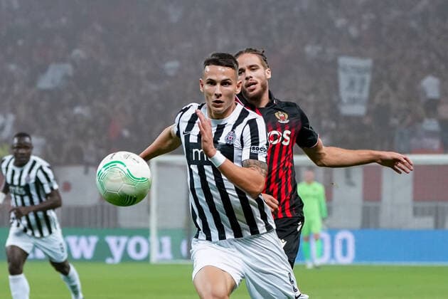 Billal Brahimi (OGC Nice) - Svetozar Markovic (FK Partizan) FOOTBALL : OGC Nice vs FK Partizan - Conference League - Phase de groupe - Nice - 27 10 2022 NorbertScanella Panoramic 