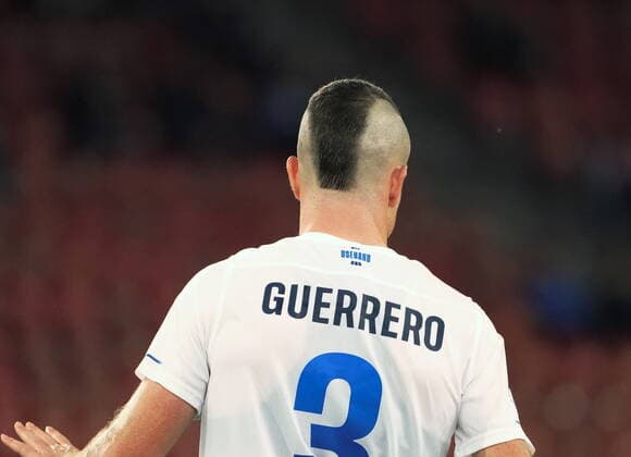 Sport Bilder des Tages Foto Manuel Geisser 27.10.2022 Fussball Herren Saison 2022 2023 UEFA Europa League FC Zuerich - FK Bodoe Glimt.Bild : Adrian Guerrero mit neuer Frisur (FC Zuerich) Aktion Einzelbild