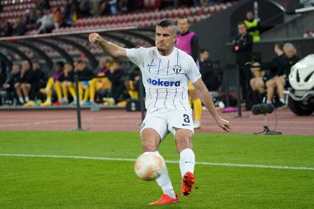 Foto Manuel Geisser 27.10.2022 Fussball Herren Saison 2022 2023 UEFA Europa League FC Zuerich - FK Bodoe Glimt.Bild : Adrian Guerrero mit neuer Frisur (FC Zuerich) Aktion Einzelbild