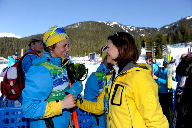 WHISTLER 20100222 - Olympic silver medallist Anna Haag is congratulated by Swedish Queen Silvia after the women s team sprint freestyle final at the Vancouver 2010 Olympic Winter games, Winterspiele,Spiele, Summer games WHISTLER CANADA Cross-Country x10010x *** WHISTLER 20100222 Olympic silver medallist Anna Haag is congratulated by Swedish Queen Silvia after the women s team sprint freestyle final at the Vancouver 2010 Olympic Winter Games WHISTLER CANADA Cross Country x10010x,  Copyright: xJANERIKxHENRIKSSONx xTTx OS 2010 TEAM SPRINT