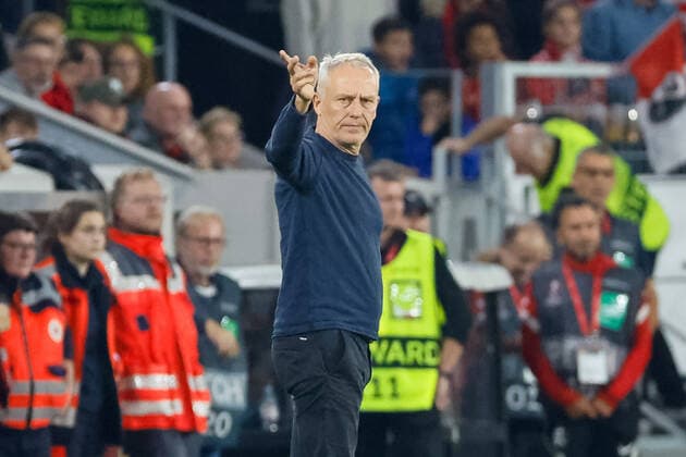 Christian Streich (SC Freiburg, Trainer) Geste, Gestik, gestikuliert , GER, SC Freiburg vs. Olympiacos FC, Fussball, UEFA Europa League, 5. Spieltag, Gruppenphase, 27.10.2022 GER, SC Freiburg vs. Olympiacos FC, Fussball, UEFA Europa League, 5. Spieltag, Gruppenphase, 27.10.2022 Freiburg im Breisgau Copyright: xEibner-Pressefoto GrantxHubbsx EP_GHS