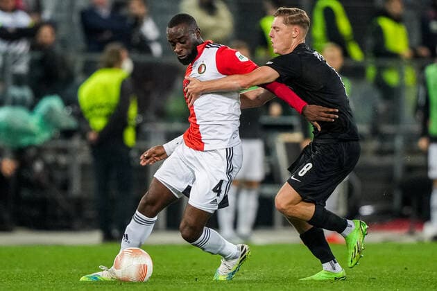 UEFA Europa League: SK Sturm Graz v Feyenoord Graz - Lutsharel Geertruida of Feyenoord, Alexander Prass of Strum Graz during the match between SK Sturm Graz v Feyenoord at Stadion Graz-Liebenau on 27 October 2022 in Graz, Austria. Copyright: xTomxBodex