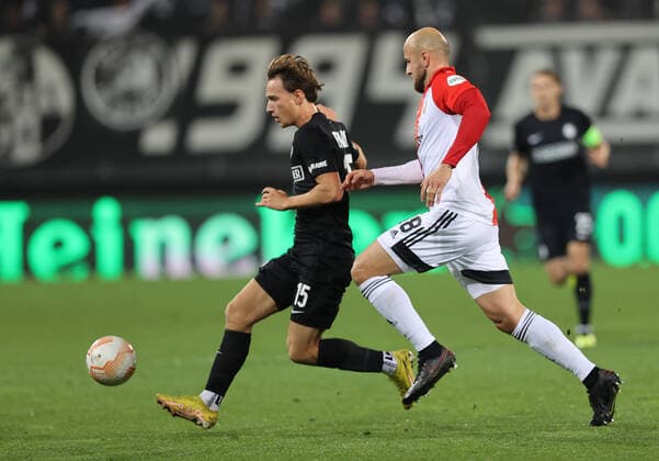 SOCCER - UEFA EL, Sturm vs Feyenoord GRAZ,AUSTRIA,27.OCT.22 - SOCCER - UEFA Europa League, group stage, SK Sturm Graz vs Feyenoord Rotterdam. Image shows William Boeving (Sturm) and Gernot Trauner (Feyenoord).  GEPAxpictures xHansxOberlaender