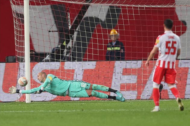 CRVENA ZVEZDA vs TRABZONSPOR MILAN BORJAN goalkeper football Crvena zvezda against Trabzonspor UEFA Europa league, Rajko Mitic stadium, Belgrade, 27.10.2022 Foto: FOOTBALL, UEFA EUROPA LEAGUE, CRVENA ZVEZDA, RED STAR, TRABZONSPOR Belgrade Rajko Mitic stadium Serbia Copyright: xMarkoxMetlas xMNxPressx