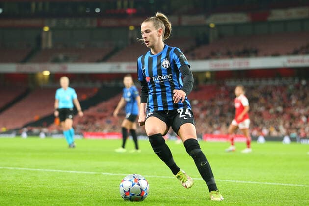 27th October 2022; Emirates Stadium, London, England; Womens Champions League football, Arsenal versus Zurich; Kim Dubs of Zurich  ActionPlus12441261 KatiexChan