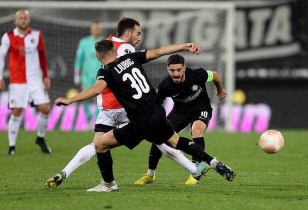 SOCCER - UEFA EL, Sturm vs Feyenoord GRAZ,AUSTRIA,27.OCT.22 - SOCCER - UEFA Europa League, group stage, SK Sturm Graz vs Feyenoord Rotterdam. Image shows Ivan Ljubic and Otar Kiteishvili (Sturm).  GEPAxpictures xHansxOberlaender