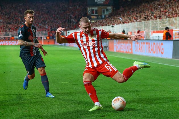 27.10.2022, xtgx, Fussball UEFA Europa League, 1. FC Union Berlin - Sporting Braga emspor, v.l. Julian Ryerson (Union Berlin, 6) (DFL DFB REGULATIONS PROHIBIT ANY USE OF PHOTOGRAPHS as IMAGE SEQUENCES and or QUASI-VIDEO) Berlin