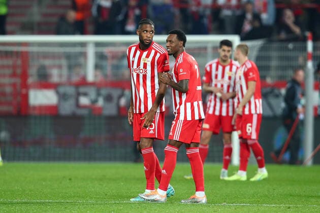 27.10.2022, xtgx, Fussball UEFA Europa League, 1. FC Union Berlin - Sporting Braga emspor, v.l. Jordan Siebatcheu (Union Berlin, 45), Sheraldo Becker (Union Berlin, 27) (DFL DFB REGULATIONS PROHIBIT ANY USE OF PHOTOGRAPHS as IMAGE SEQUENCES and or QUASI-VIDEO) Berlin