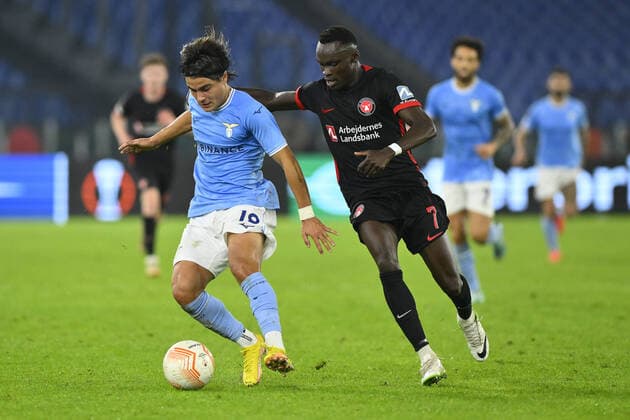 October 27, 2022, Rome, Italy: Luka Romero of S.S. LAZIO and Pione Sisto of FC Midtjylland during the fifth day of UEFA Europa League Group F match between S.S. Lazio and FC Midtjylland at Olimpico Stadium on October 27, 2022 in Rome, Italy. football Europa League match - SS Lazio vs FC Midtjylland, Rome, Italy  - ZUMAl164 20221027_zsa_l164_263 Copyright: xDomenicoxCippitellix